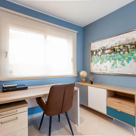 Elegant Paola Private Heated Pool 아데제