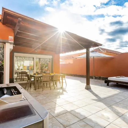 Semesterbostad Elegant Paola Private Heated Pool *